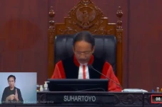 Temukan Selisih Suara,...