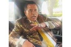 Hotman Paris Minta Presiden...