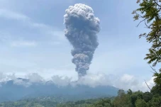 Padang Diguncang Gempa...