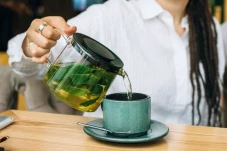 8 Minuman yang Menurunkan...