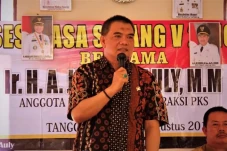 PKS Tegaskan Usung Calon...