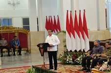 Jokowi: Dunia Menuju...