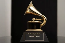 Grammy Awards Versi...