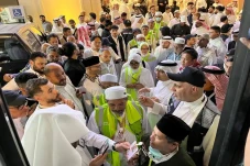 Jemaah Haji Indonesia...