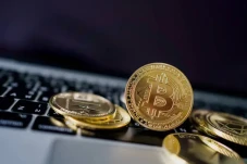 Bitcoin Bisa Jadi Opsi...