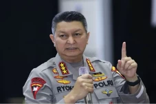 Densus 88 Tangkap Terduga...