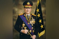 Karier Moncer Jenderal...