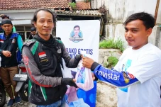 Relawan Mas Gibran Bagi...