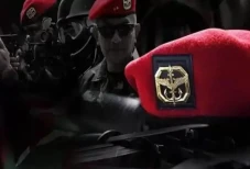 Kisah Penyamaran Kopassus,...