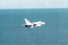 Jet Tempur Su-24 Rusia...