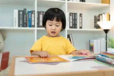 Mengapa Ada Suara di...