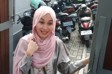 Ayu Ting Ting Tak Ikut...