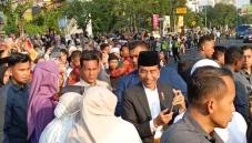 Jokowi Salat Iduladha...