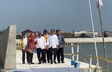 Presiden Jokowi Pantau...