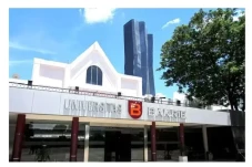 Universitas Bakrie Masuk...