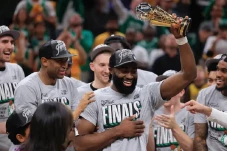 Boston Celtics Juara...