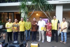 Golkar Sodorkan Anak...
