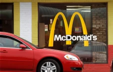 McDonald’s Tutup Pemesanan...