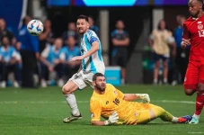 Argentina Hajar Kanada...