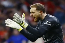 Chelsea Berburu Kiper...