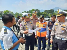 Polda Jabar Gandeng...