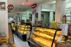 5 Toko Roti Tertua di...