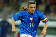 Legenda Bola Roberto...