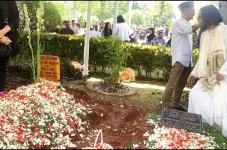 Jenazah Tanri Abeng...
