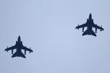 Unjuk Kekuatan, Jet...
