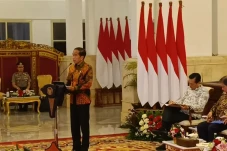 Jokowi Minta Menterinya...