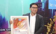 BRI Life Raih Penghargaan...