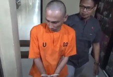 Mengaku Dapat Bisikan...