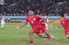 Hajar Filipina 3-0,...