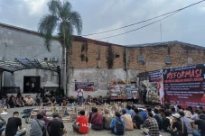 Mengenang 26 Tahun Reformasi,...