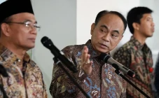 Menteri Budi Arie Akui...