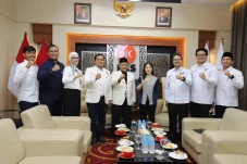 Partai Perindo Kunjungi...