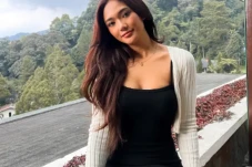 6 Artis Indonesia yang...