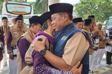 Warga Majalengka Butuh...