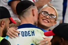 Phil Foden Siap Perkuat...