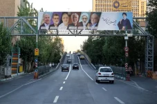 Hari Ini, Rakyat Iran...