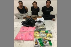 3 Kurir Narkoba Ditangkap,...