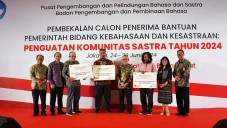 Kemendibudristek Lanjutkan...