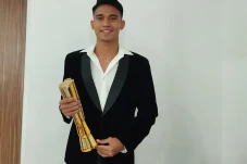 Marselino Ferdinan Raih...