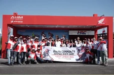 Dukungan Penuh Komunitas...