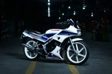 Suzuki RGR 150 Milik...