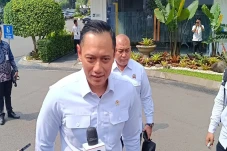 Gelar Ratas, Jokowi...