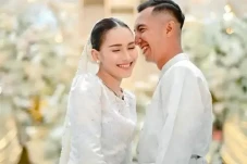 Ayu Ting Ting Tegar...