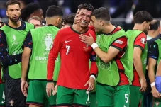 Ronaldo Menangis Viral...