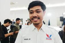 Pilgub Jabar dan Jateng,...