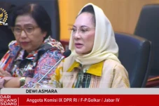 Menkes Tolak Pembahasan...